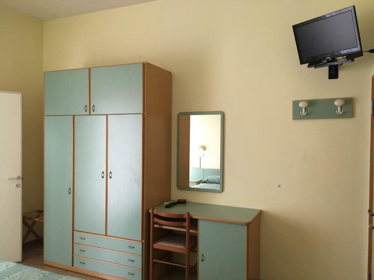 Hotel Laila Cesenatico Eksteriør billede